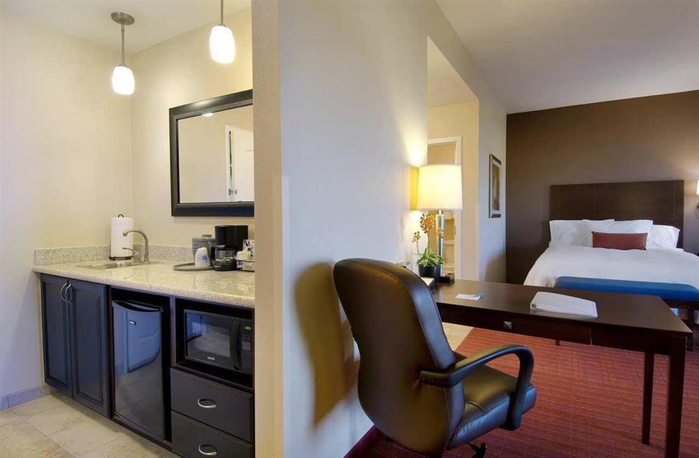 Hampton Inn & Suites Phoenix North/Happy Valley Habitación foto
